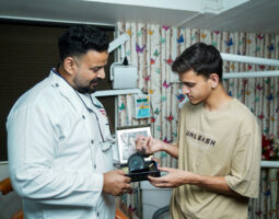 Dr. Salman Farooqui